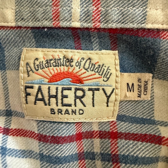 FAHERTY BRAND Plaid Button Up Shirt Flannel Women's Medium Blue‎ Red White - Picture 7 of 9